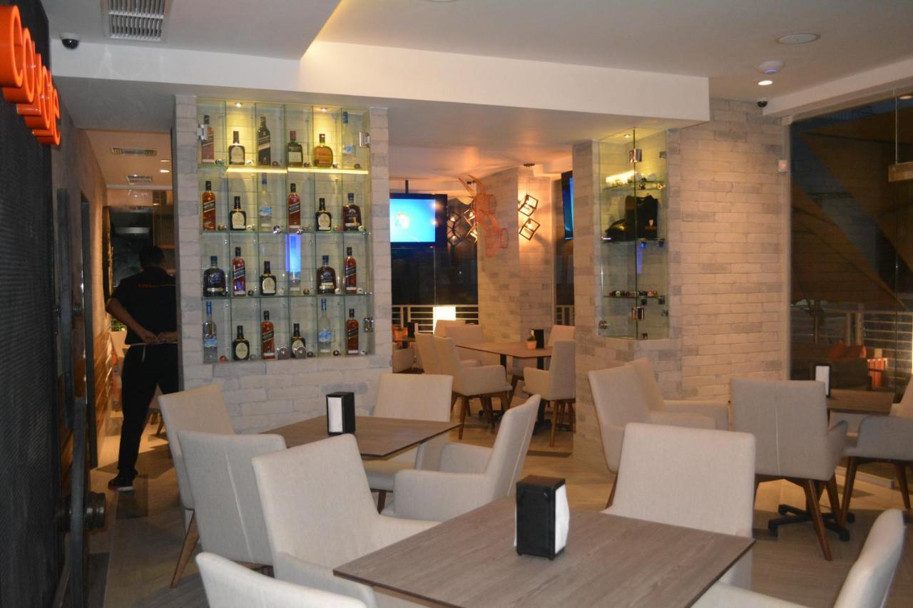 Ducassi Suites Rooftop Pool - Beach Club And Spa Пунта-Кана Екстер'єр фото